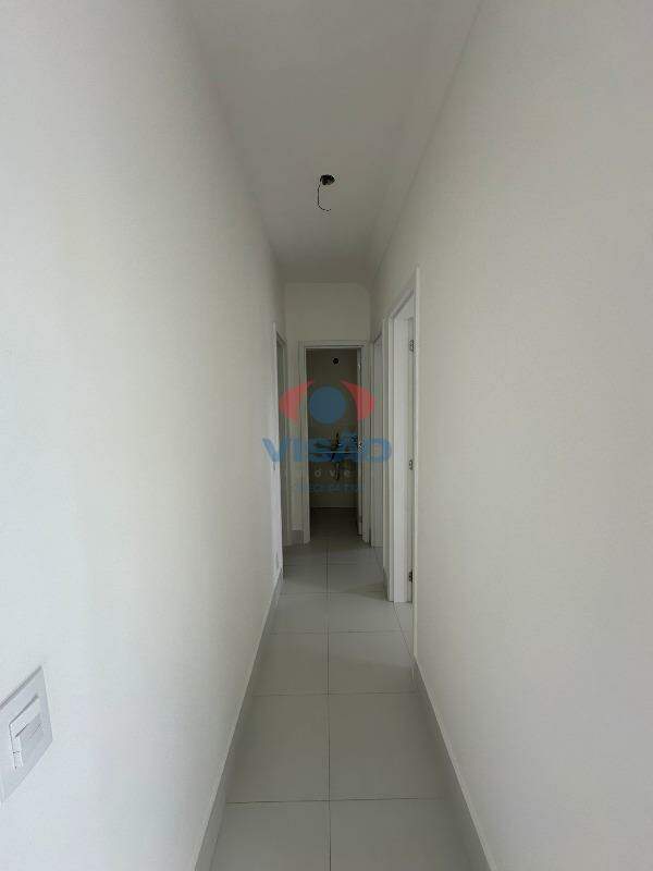 Apartamento para aluguel no Jardim Santiago: CORREDOR