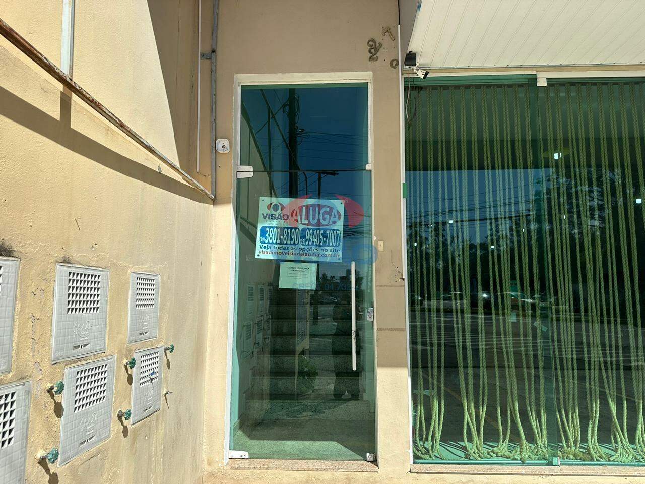 Salão para aluguel no Jardim Kioto I: 