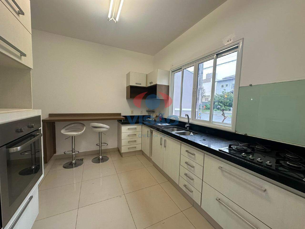 Casa em condomínio para aluguel no Villaggio Di Itaici: