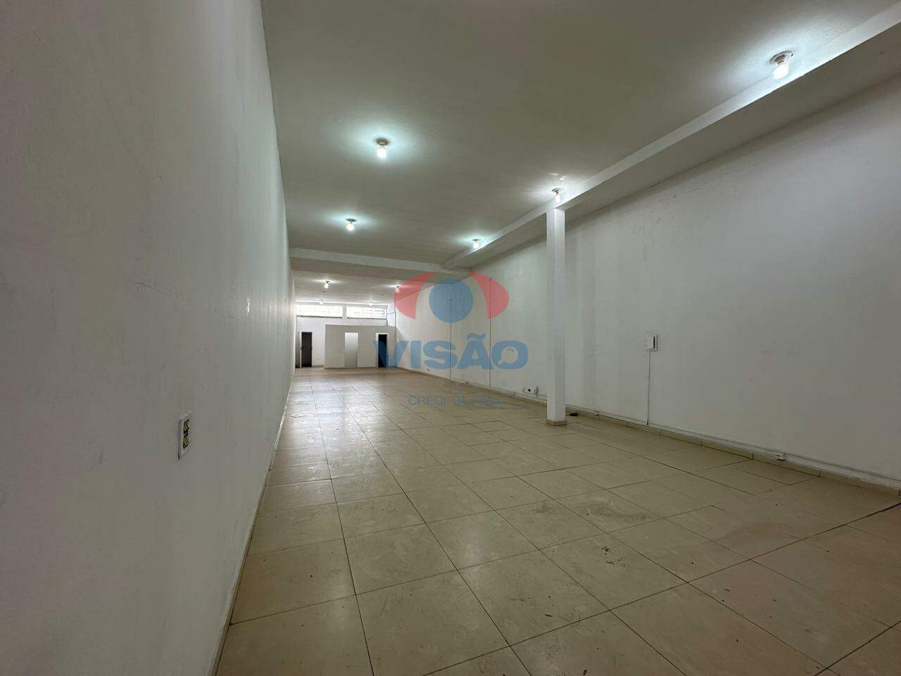 Salão para aluguel no Jardim Santa Cruz:
