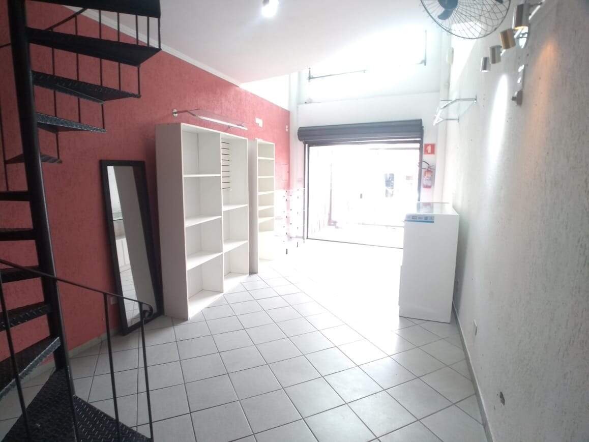 Comercial para aluguel no Centro: SALÃO