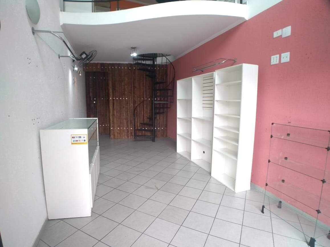 Comercial para aluguel no Centro: SALÃO
