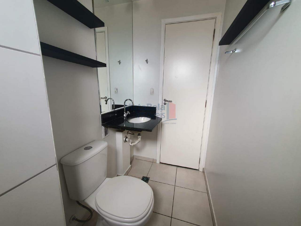 Apartamento para aluguel no Vila Jaboticabeira: