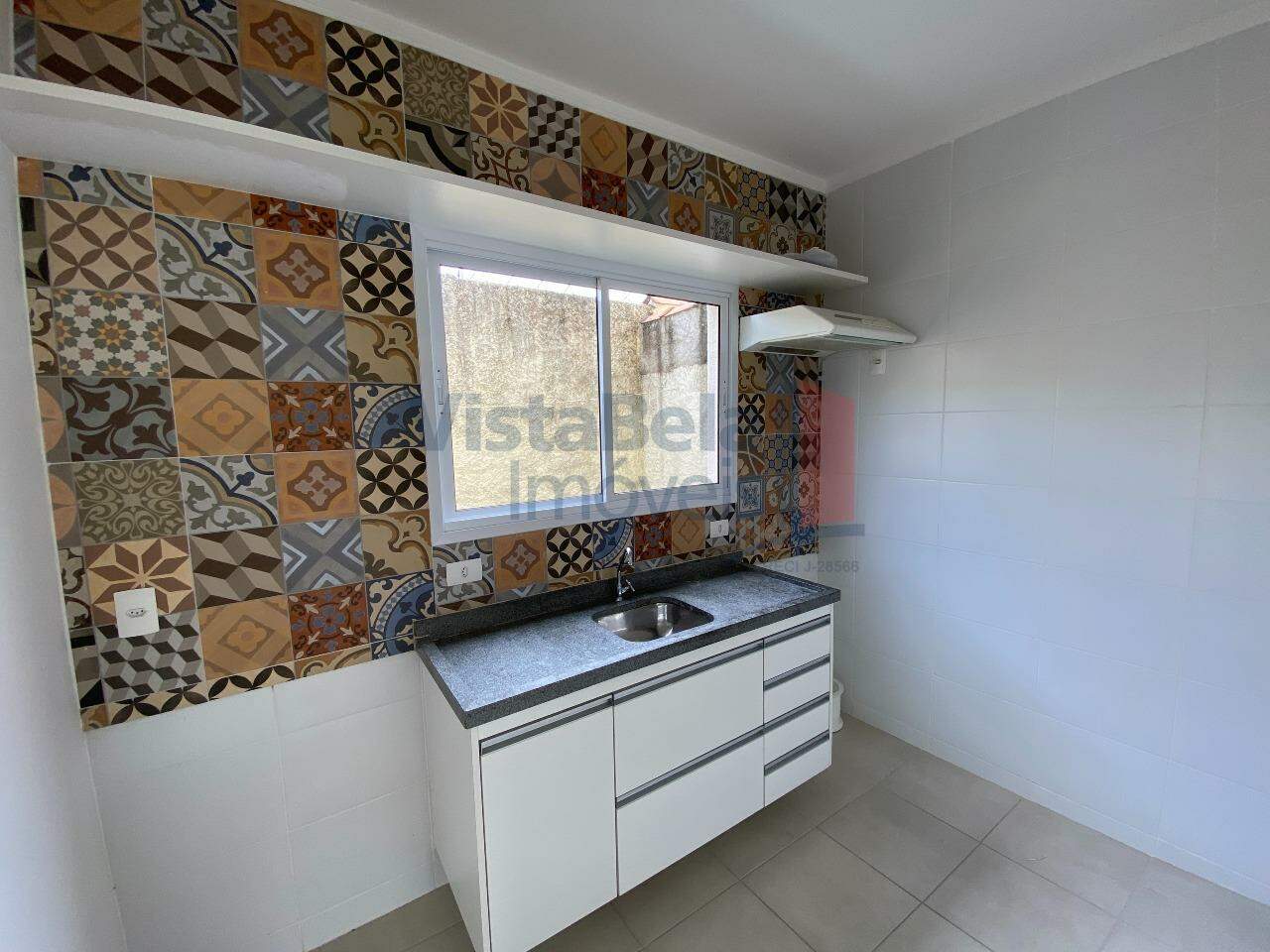 Casa em Condomínio para aluguel no Vila Areao: 