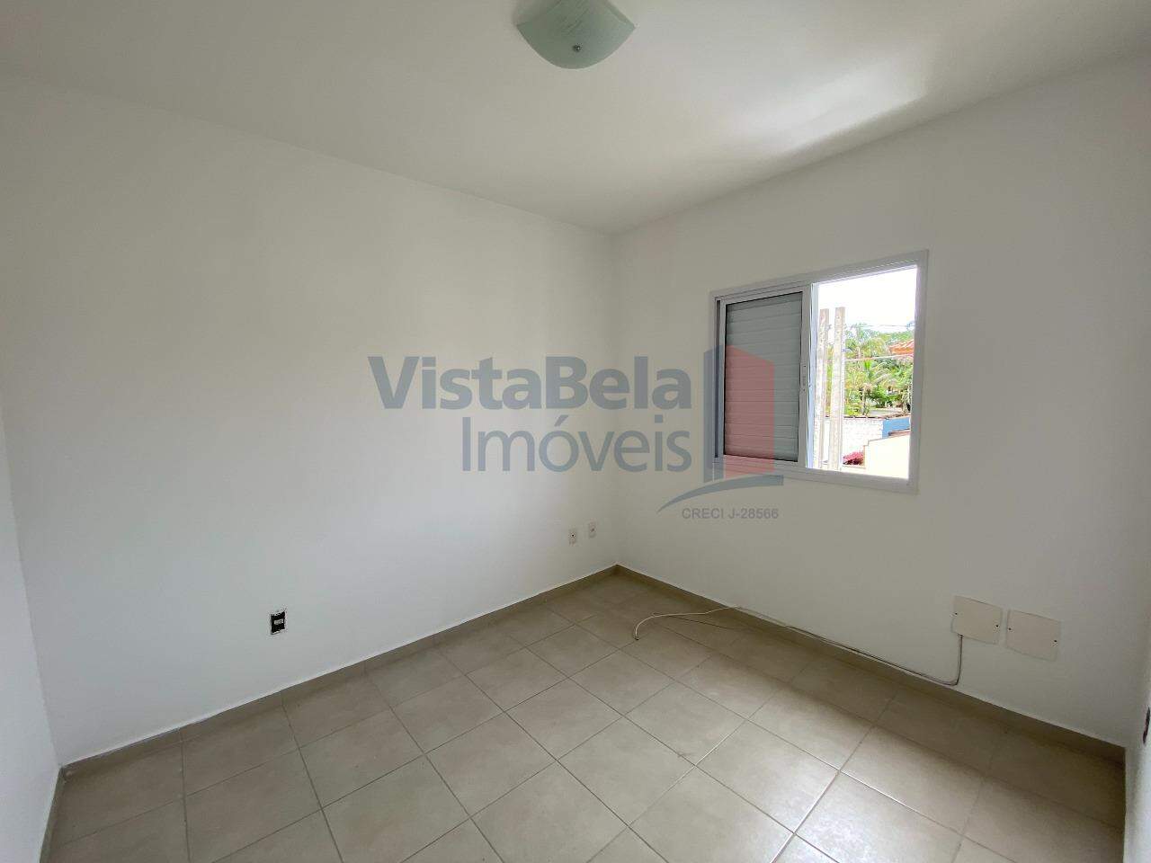 Casa em Condomínio para aluguel no Vila Areao: 