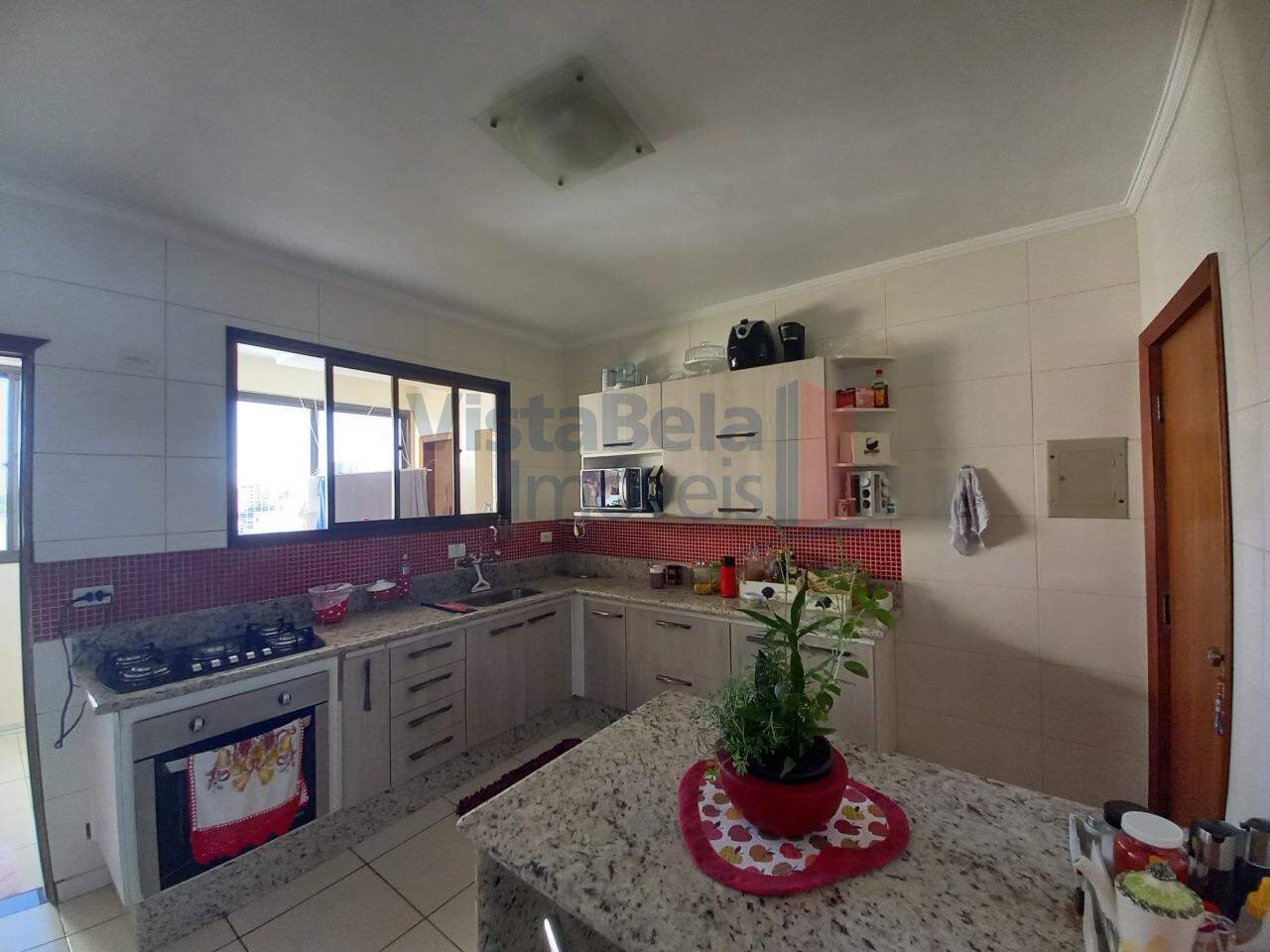 Apartamento à venda no Jardim das Nações: 