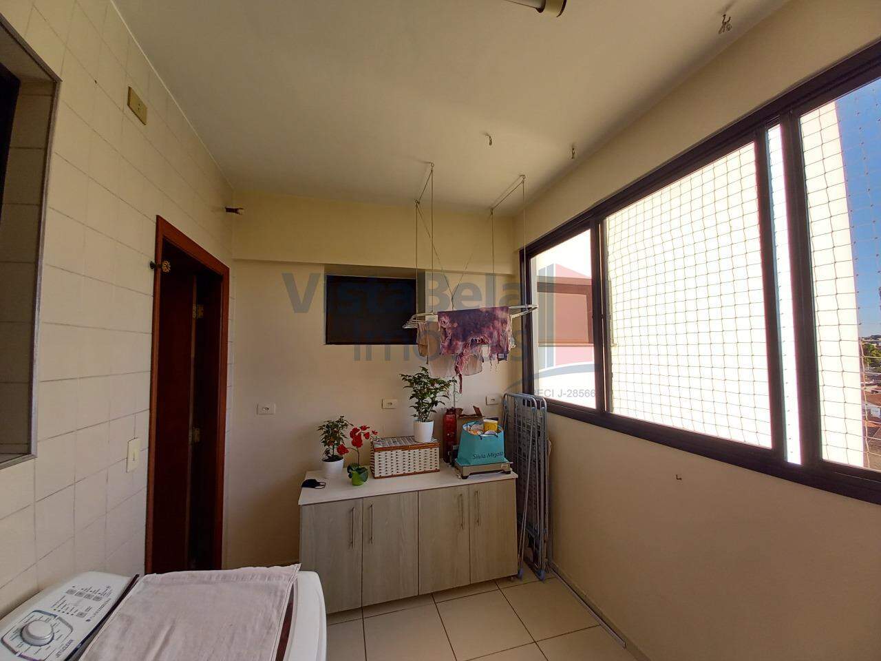 Apartamento à venda no Jardim das Nações: 