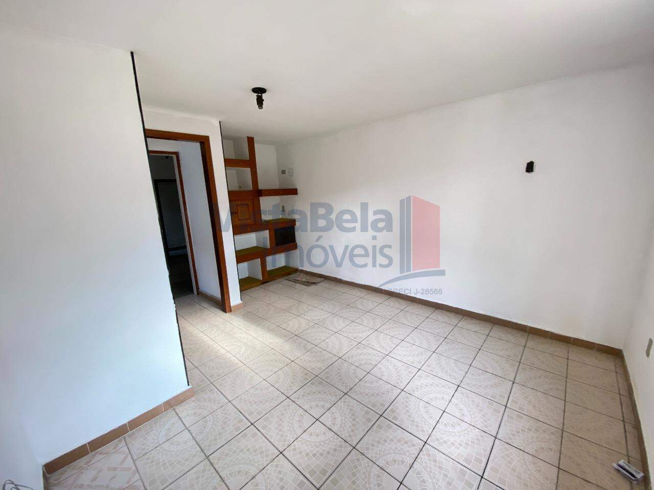Casa para aluguel no Jardim Ana Emilia: 