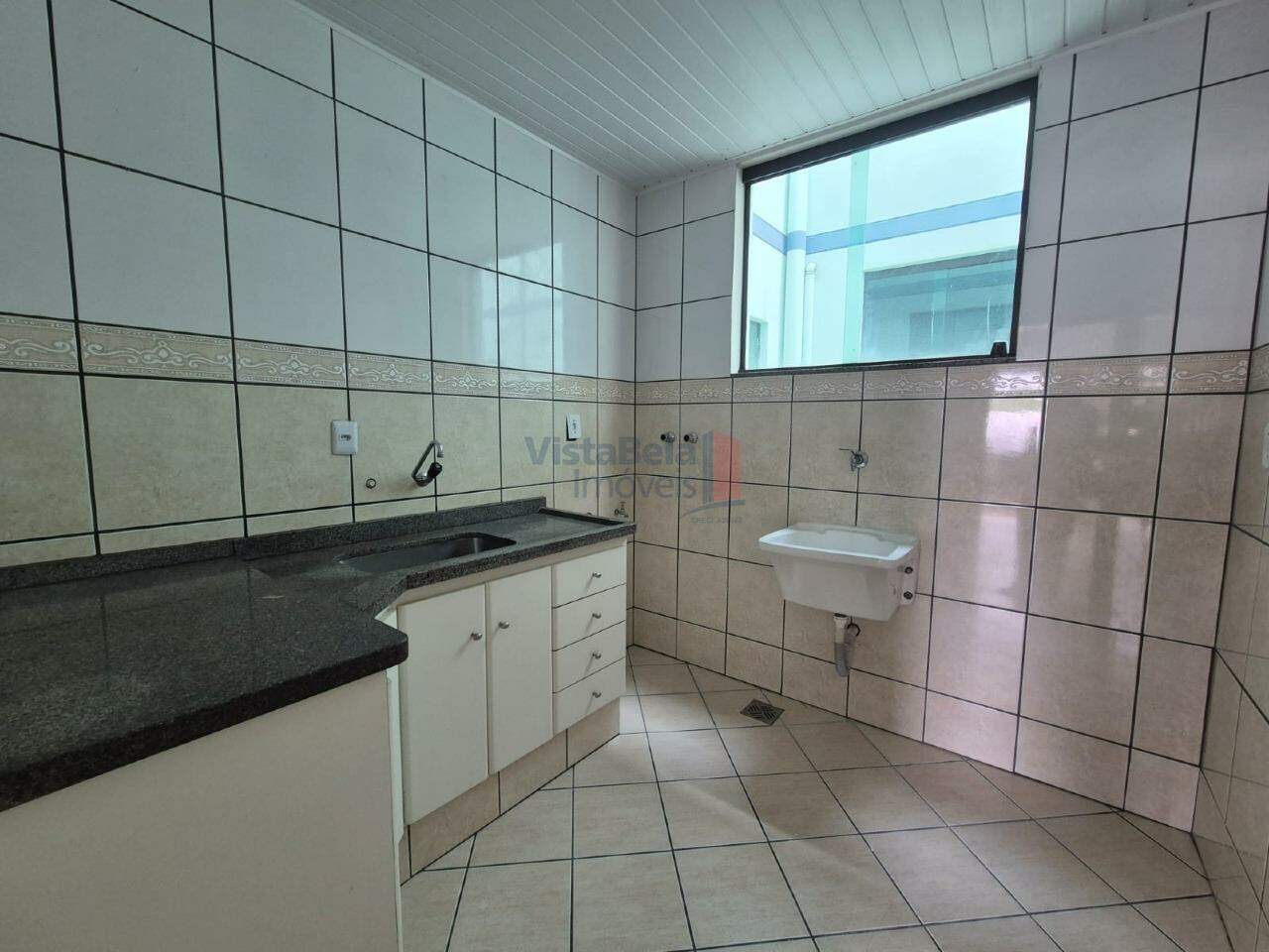 Apartamento para aluguel no Vila Areao: 