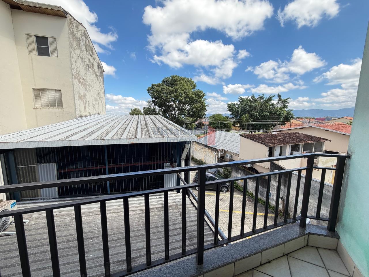 Apartamento para aluguel no Vila Areao: 