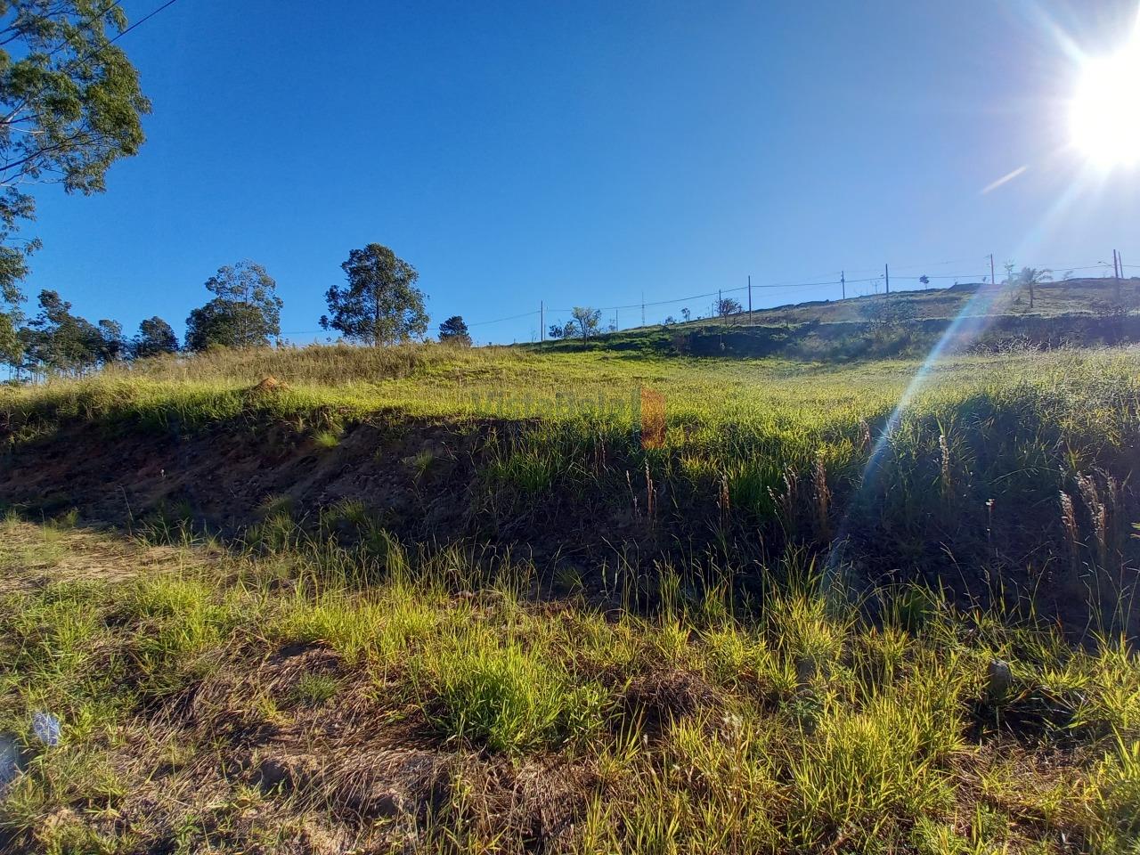 Lote em condomínio à venda no Morada dos Nobres: 