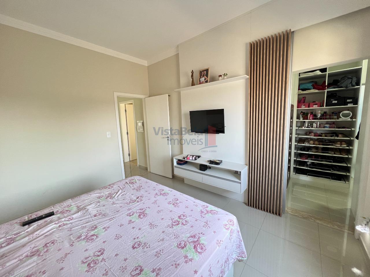 Casa em Condomínio à venda no Loteamento Residencial Campos do Conde III: 