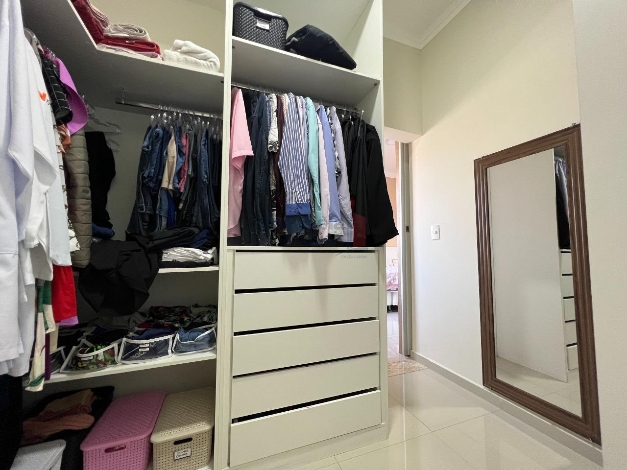 Casa em Condomínio à venda no Loteamento Residencial Campos do Conde III: 