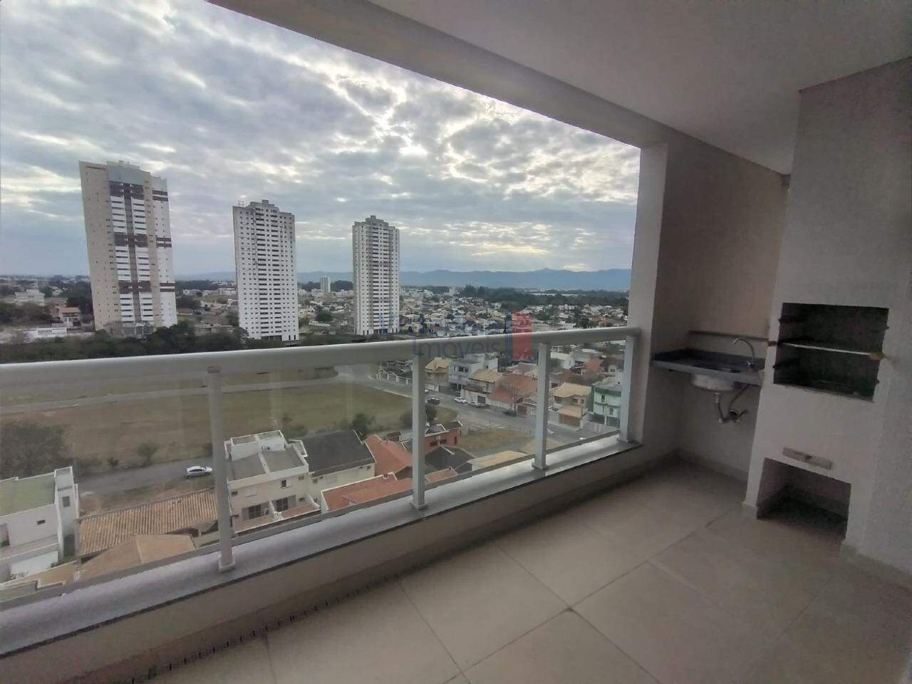 Apartamento à venda no Loteamento Residencial e Comercial Bosque Flamboyant: 