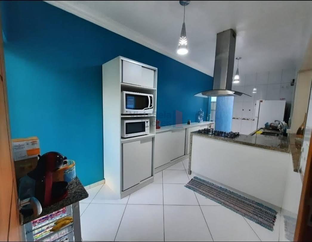 Casa em Condomínio à venda no Loteamento Residencial Campos do Conde II: 