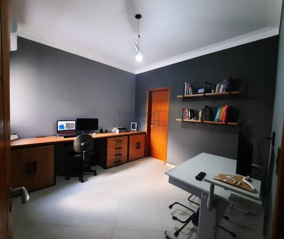 Casa em Condomínio à venda no Loteamento Residencial Campos do Conde II: 