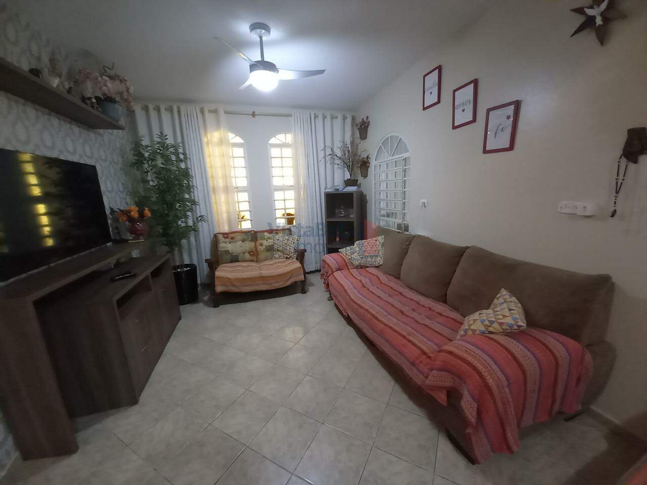 Casa à venda no Jardim Ana Emilia: 
