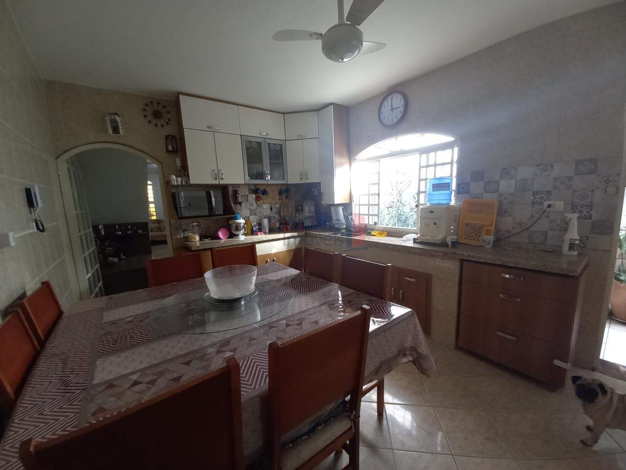 Casa à venda no Jardim Ana Emilia: 