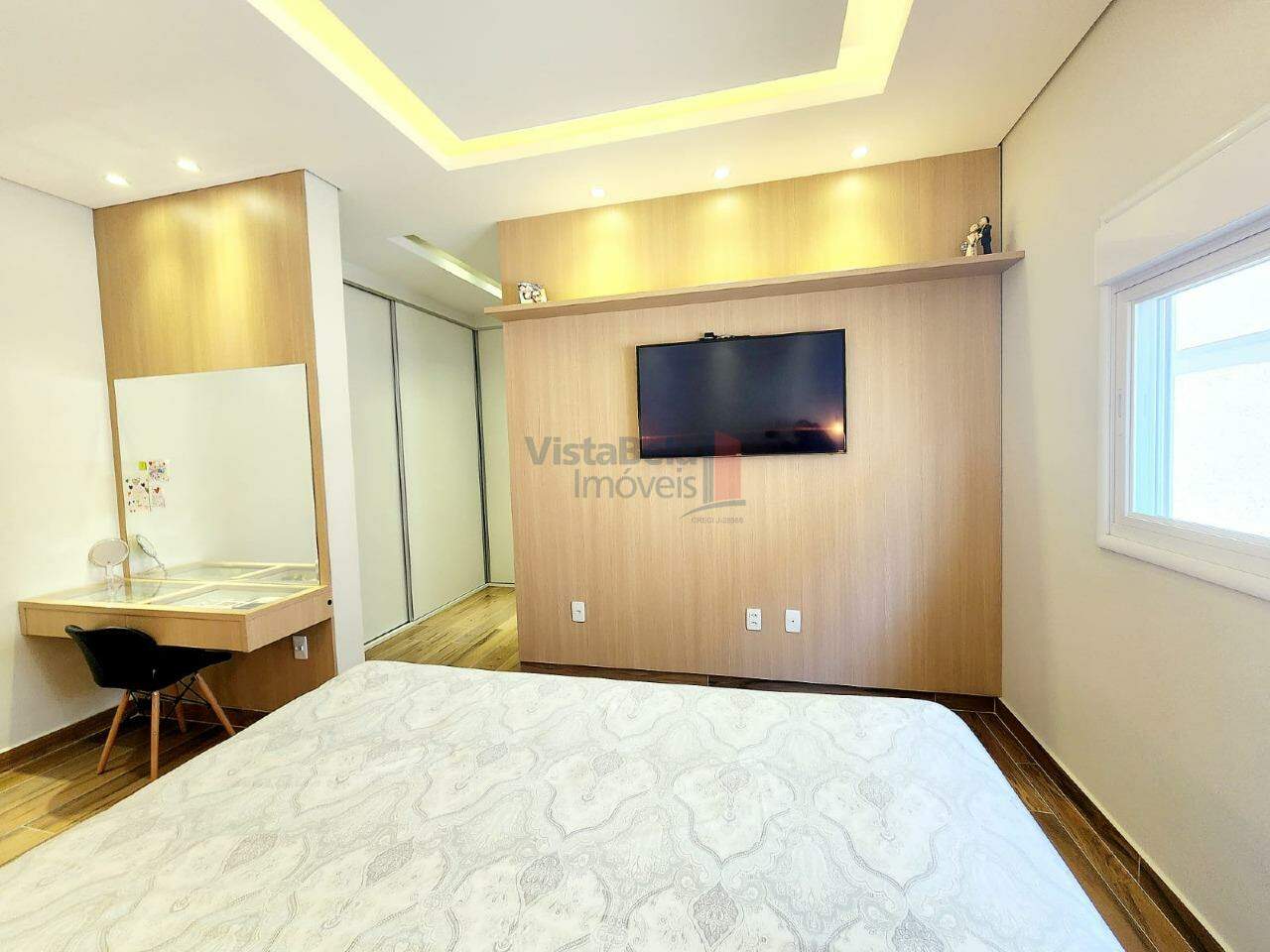 Casa em Condomínio à venda no Residencial Ouroville: 