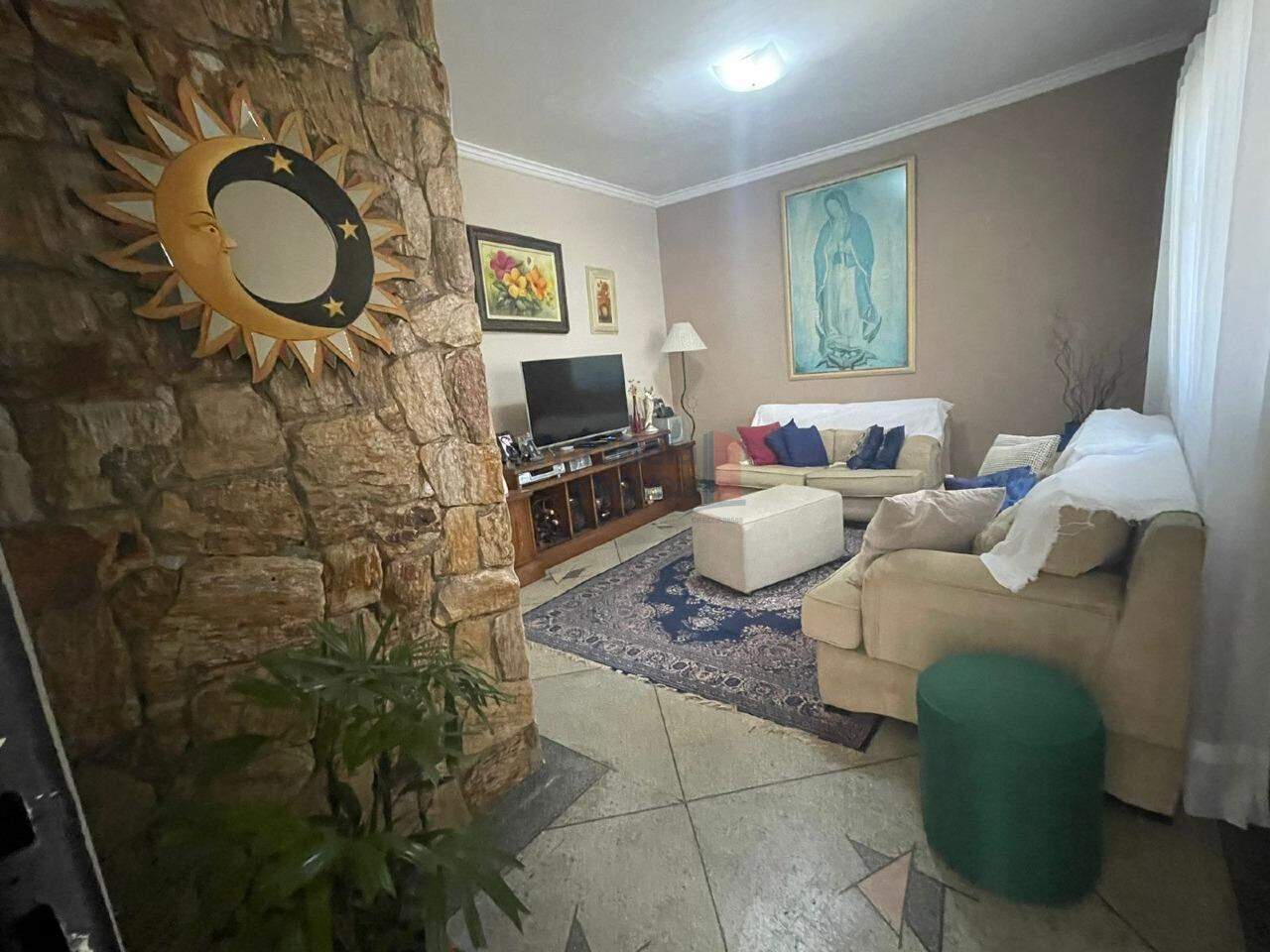 Casa à venda no Chácara do Visconde: 