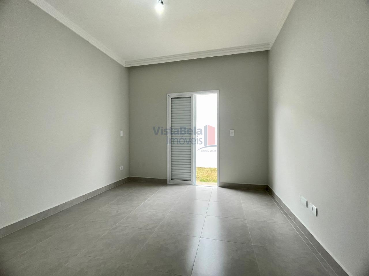 Casa em Condomínio à venda no Vale dos Cristais: 