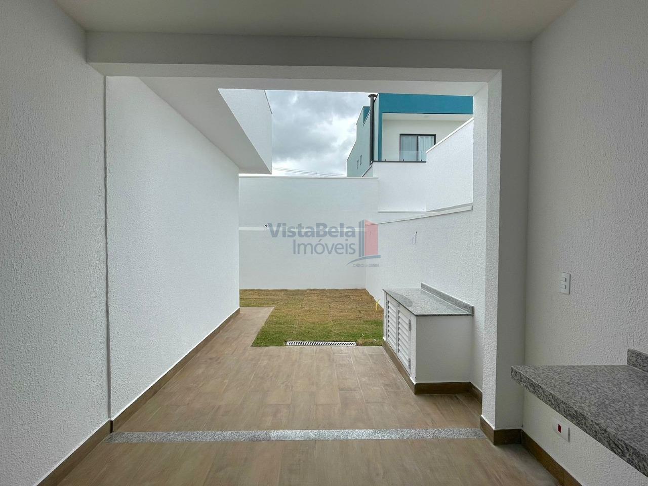 Casa em Condomínio à venda no Vale dos Cristais: 