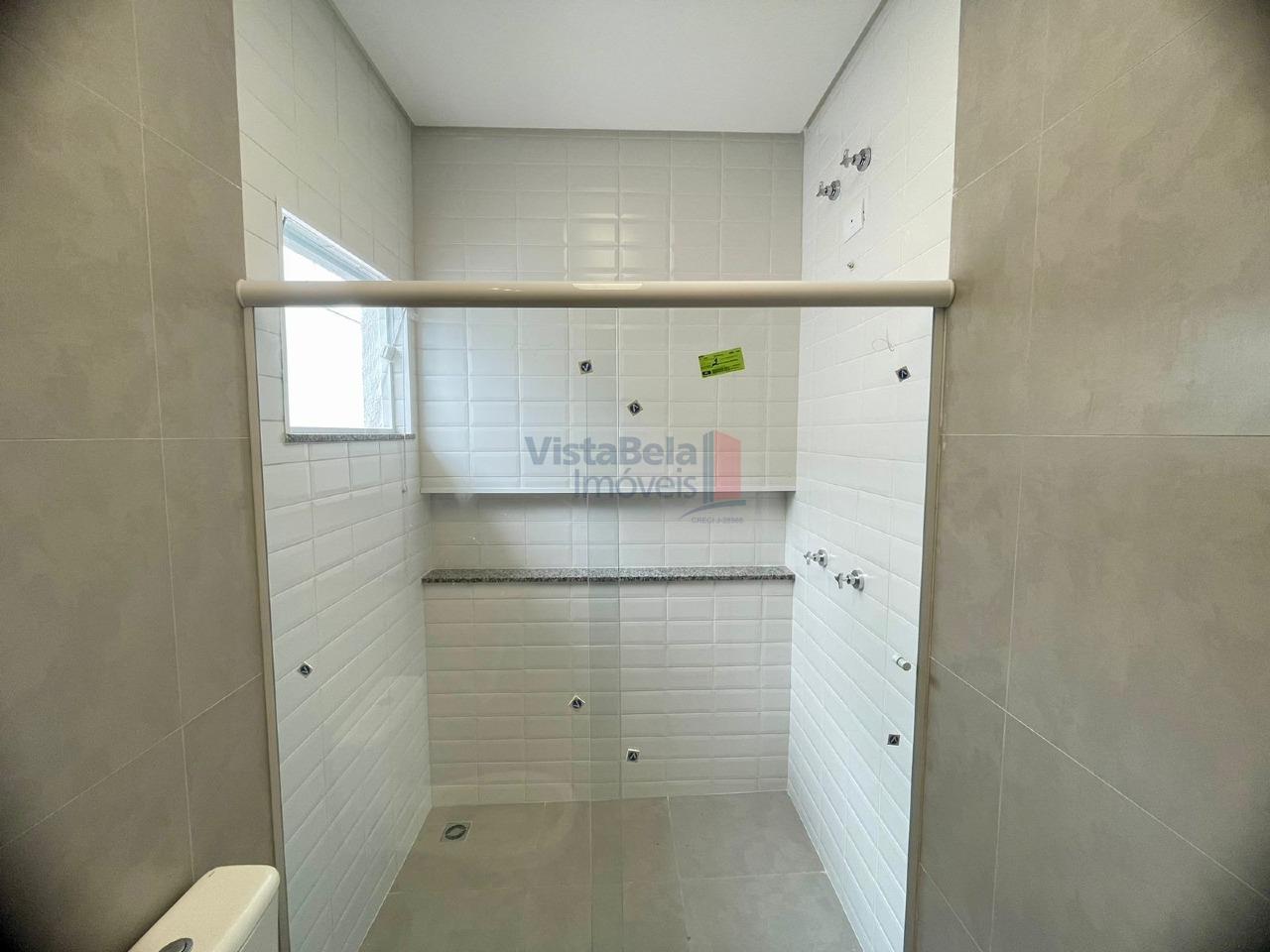 Casa em Condomínio à venda no Vale dos Cristais: 