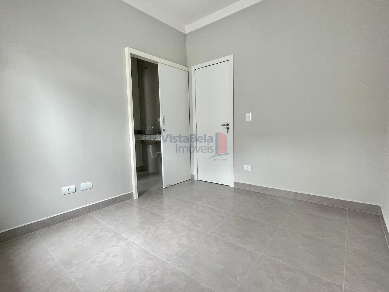 Casa em Condomínio à venda no Vale dos Cristais: 