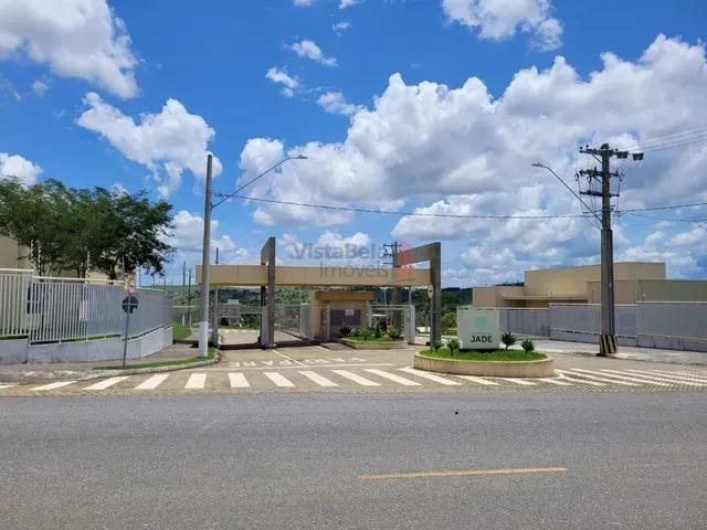 Lote em condomínio à venda no Vale dos Cristais: 