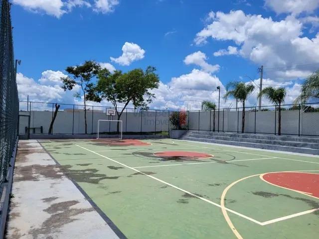 Lote em condomínio à venda no Vale dos Cristais: 