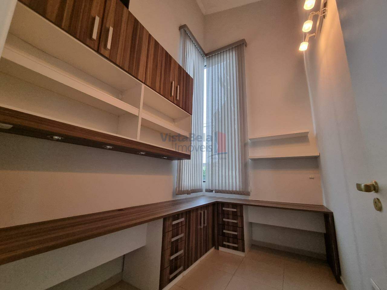 Casa em Condomínio para aluguel no Condominio Residencial Real Ville: 
