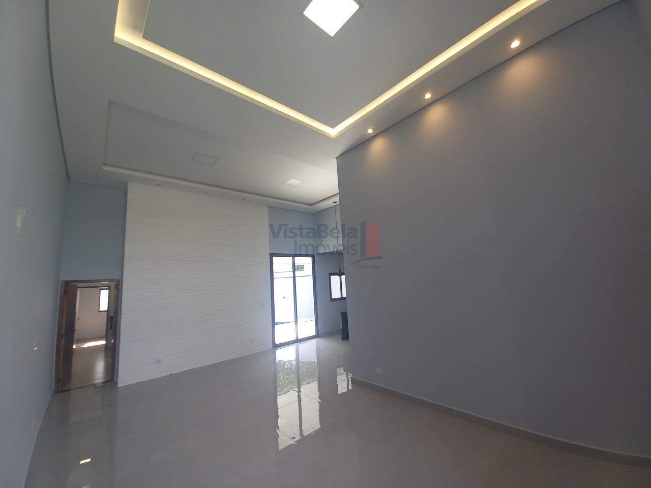 Casa em Condomínio à venda no Caminho Novo: 