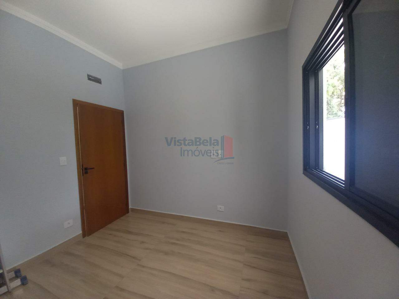 Casa em Condomínio à venda no Caminho Novo: 