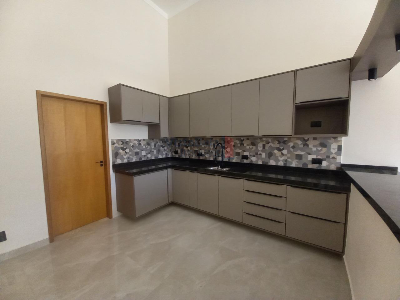 Casa em Condomínio à venda no Loteamento Pinheiros de Tremembé: 