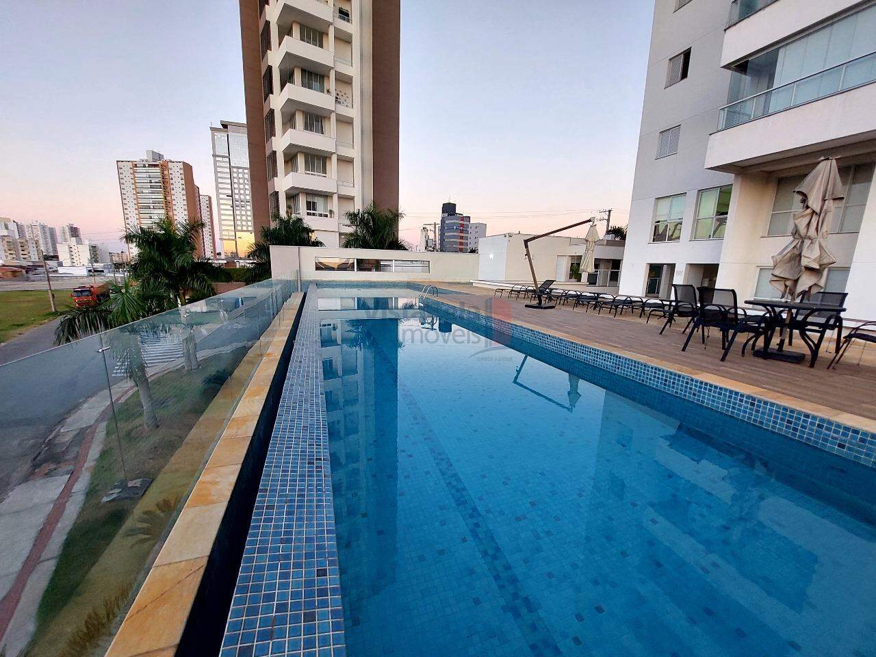 Apartamento à venda no Loteamento Residencial e Comercial Bosque Flamboyant: 