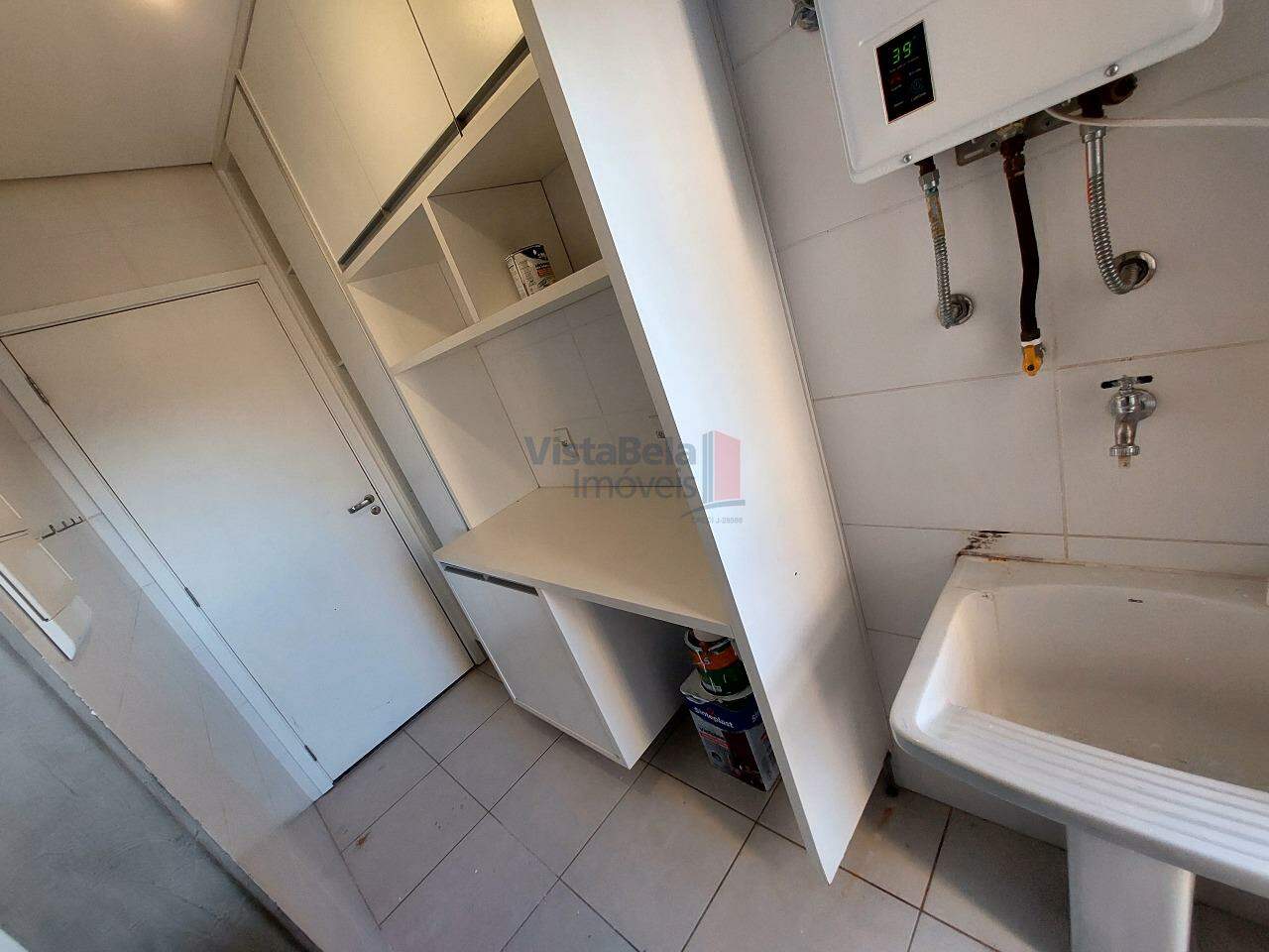 Apartamento à venda no Loteamento Residencial e Comercial Bosque Flamboyant: 