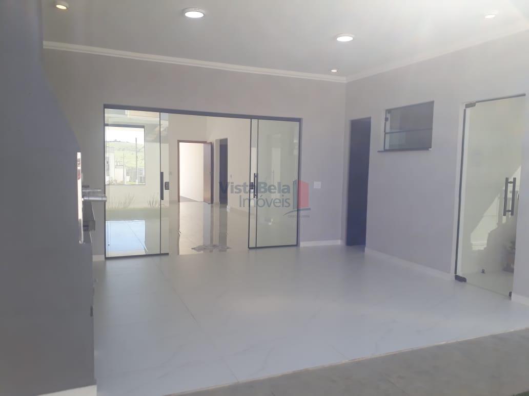 Casa em Condomínio à venda no Vale dos Cristais: 