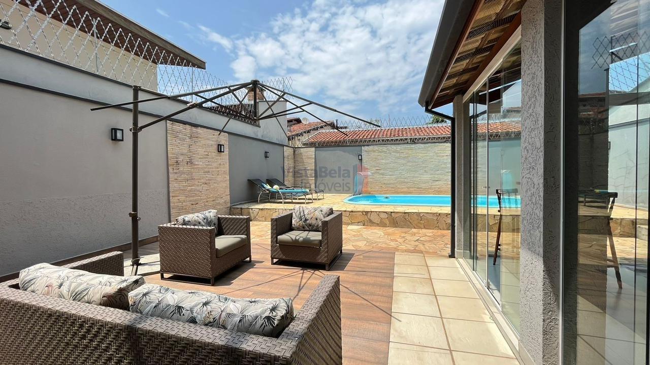 Casa em Condomínio à venda no Jardim Hipica Pinheiro: 