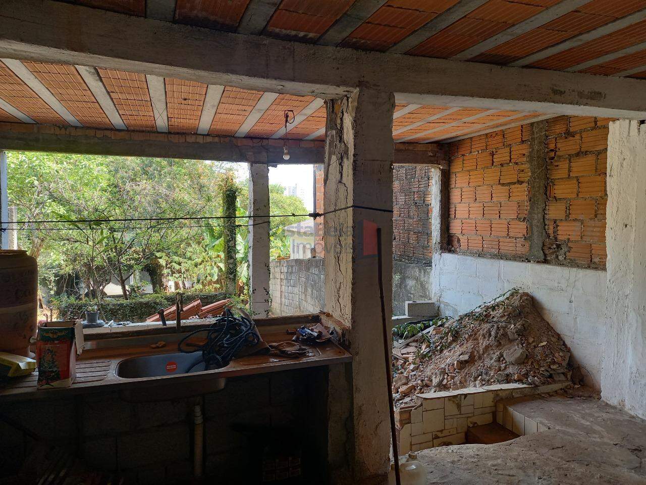 Casa à venda no Granjas Santa Terezinha: 