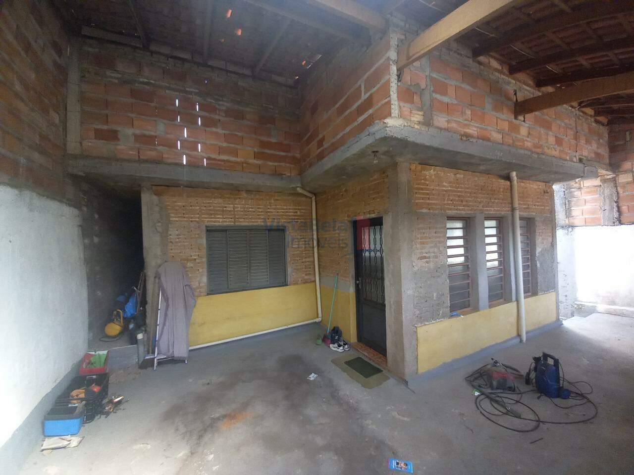 Casa à venda no Granjas Santa Terezinha: 