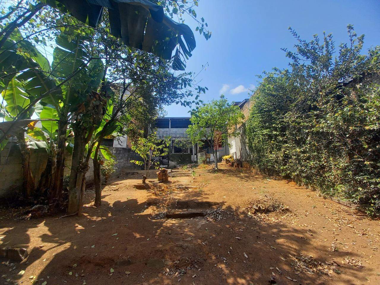 Casa à venda no Granjas Santa Terezinha: 