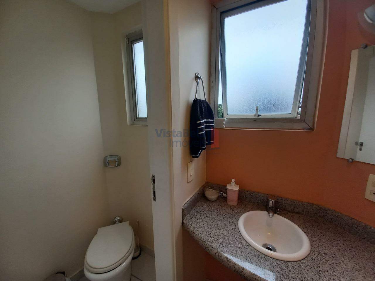 Sala à venda no Centro: 