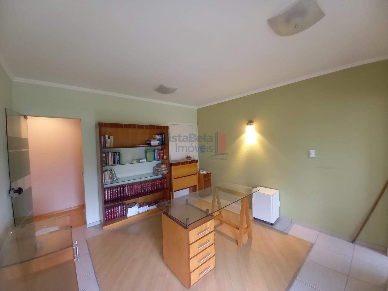 Sala à venda no Centro: 