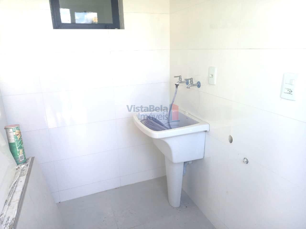 Casa em Condomínio à venda no Loteamento Residencial Campos do Conde II: ÁREA DE SERVIÇO