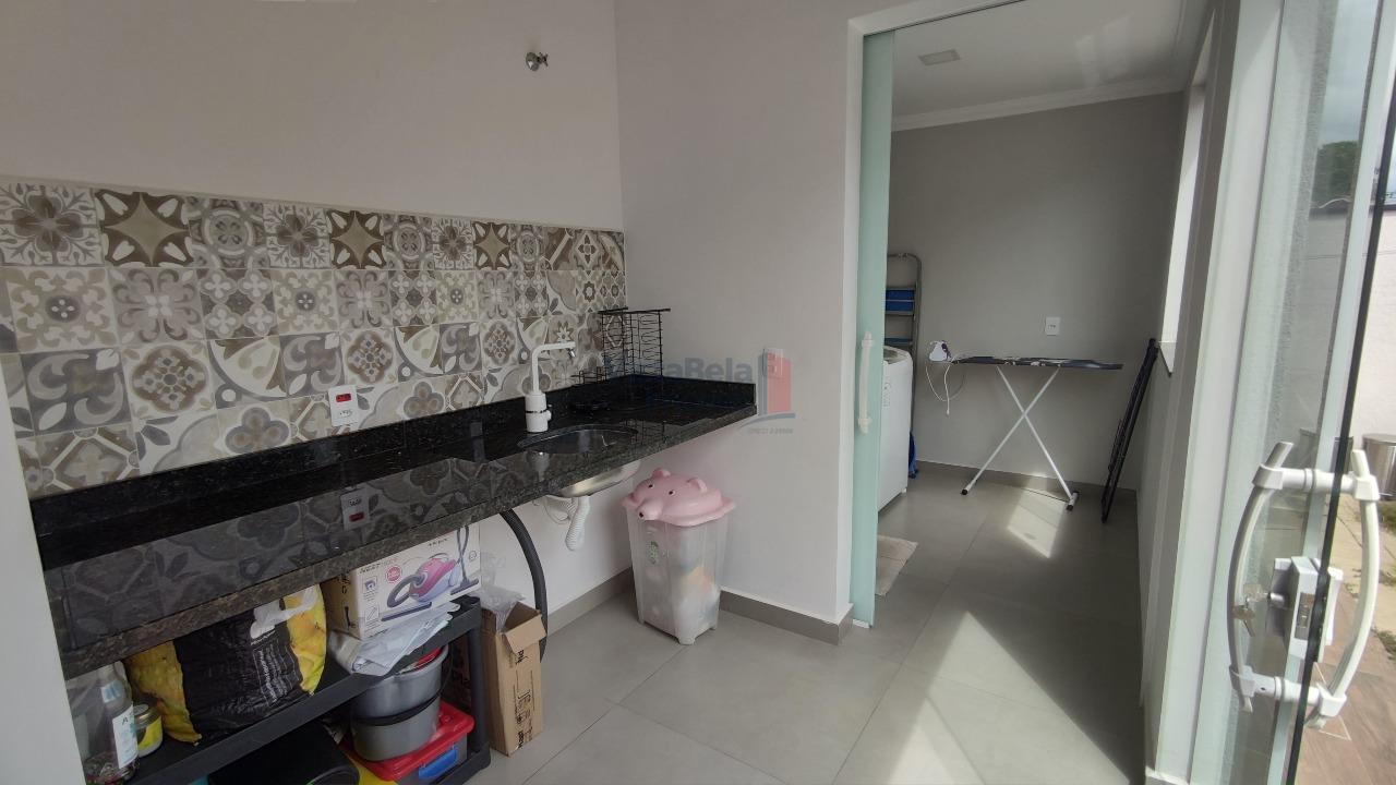 Casa em Condomínio à venda no Loteamento Pinheiros de Tremembé: 