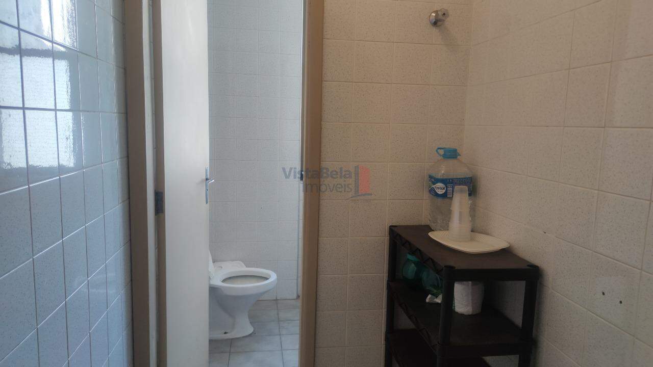 Sala à venda no Centro: 
