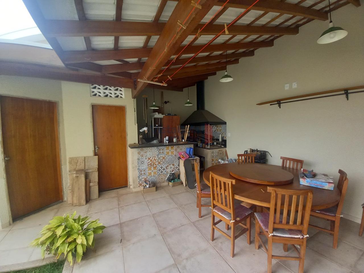 Casa em Condomínio à venda no Loteamento Residencial Colina do Belém: 