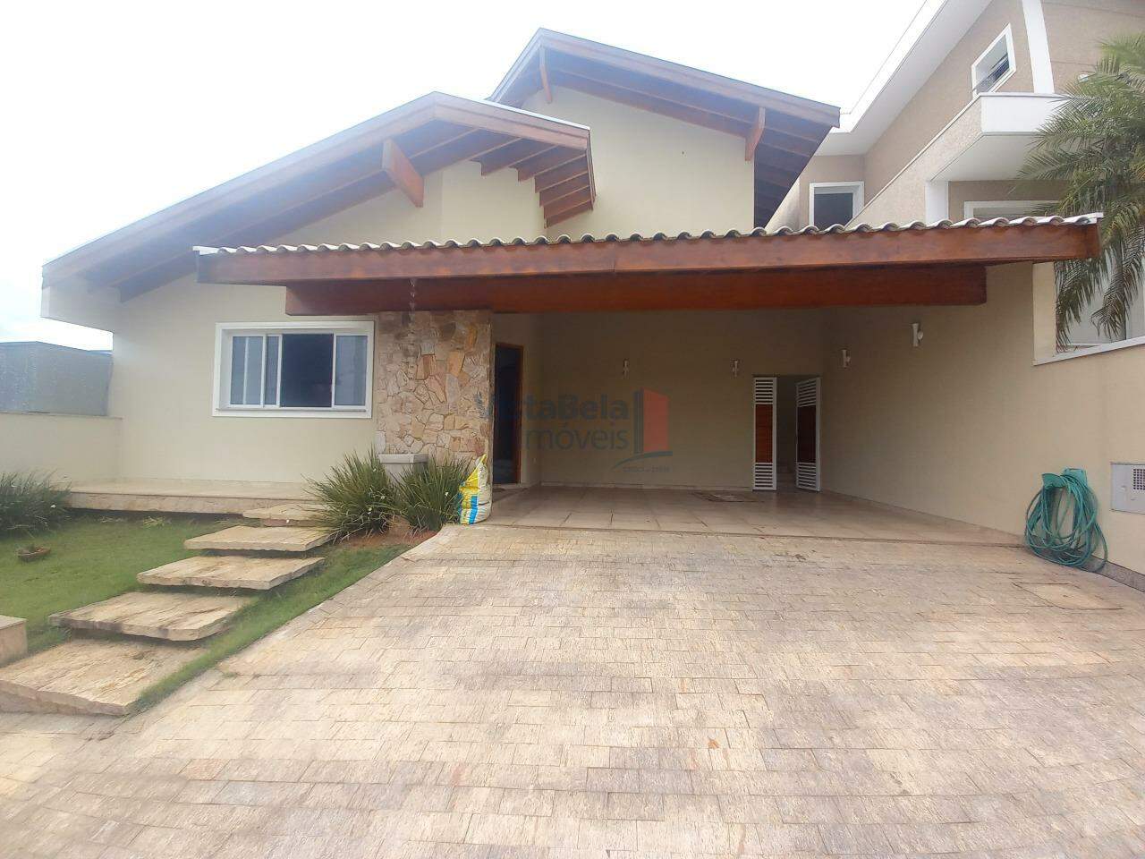 Casa em Condomínio à venda no Loteamento Residencial Colina do Belém: 