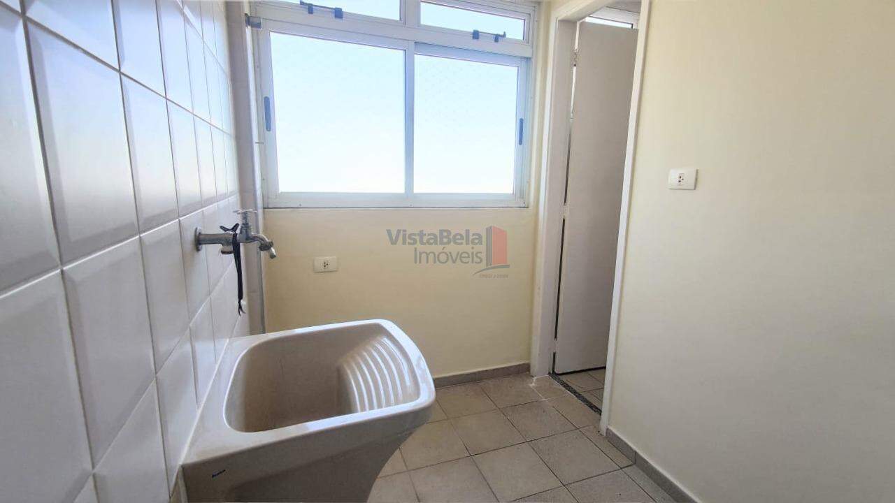 Apartamento à venda no Centro: ÁREA DE SERVIÇO