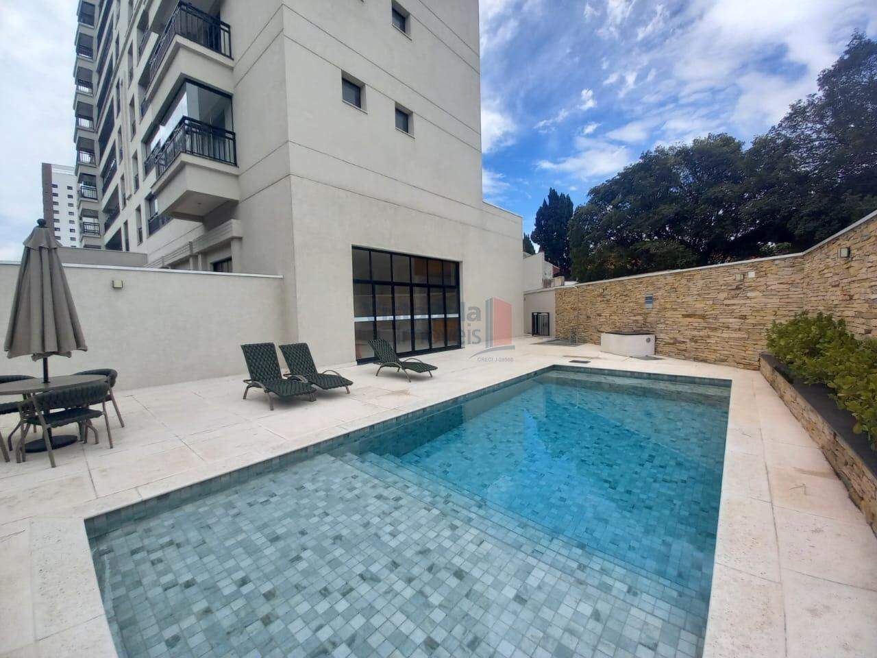 Apartamento à venda no Jardim das Nações: 